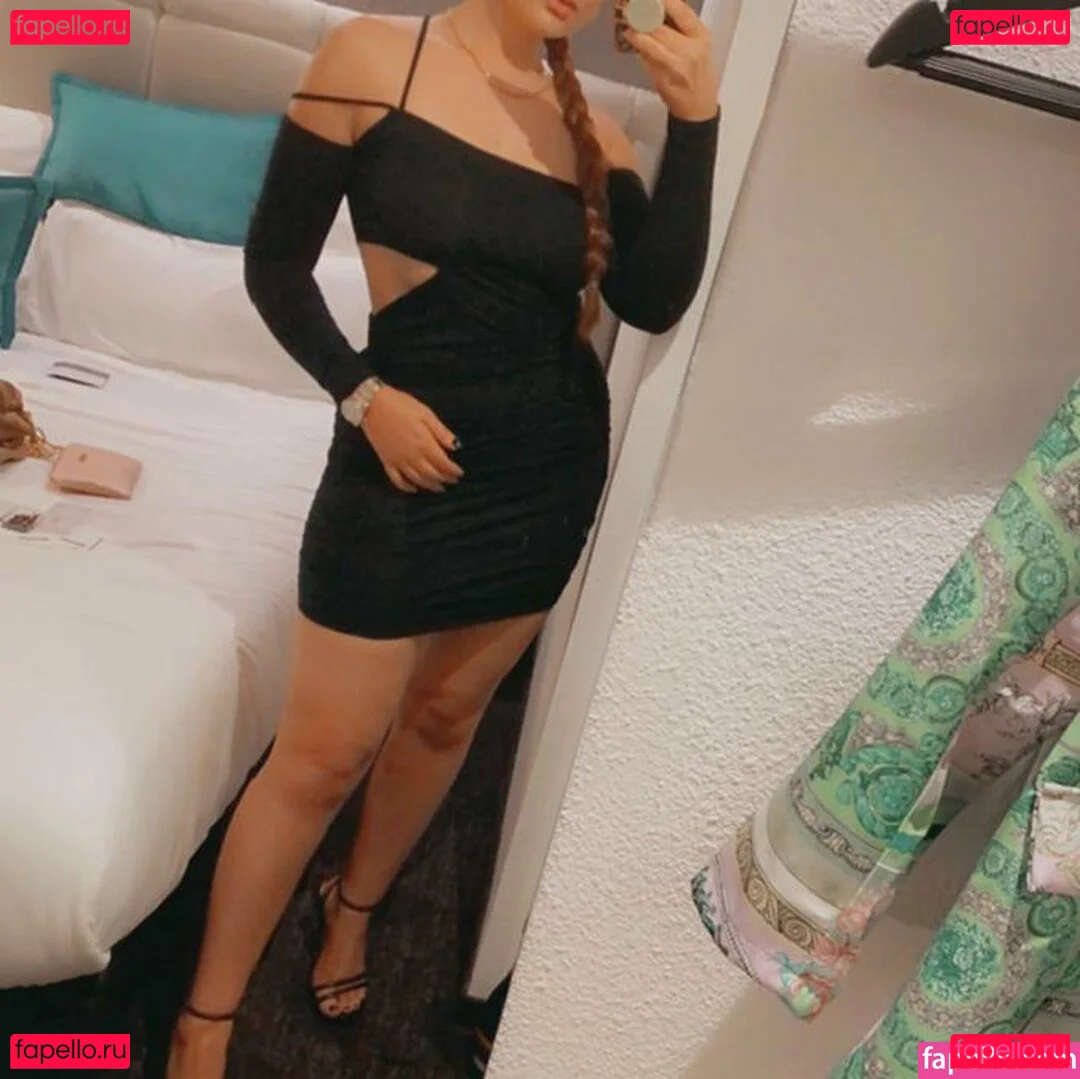 Victoria McGeough Onlyfans Photo Gallery 