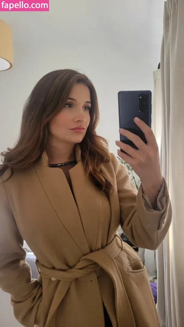 Cute Kami Onlyfans Photo Gallery 