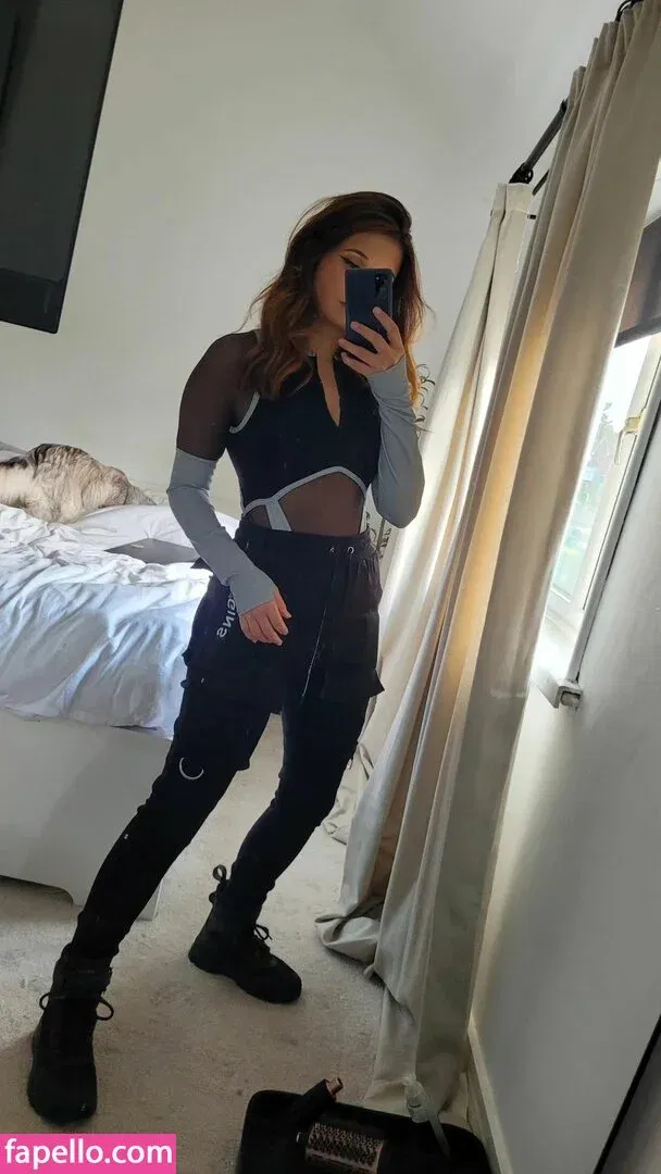 Cute Kami Onlyfans Photo Gallery 