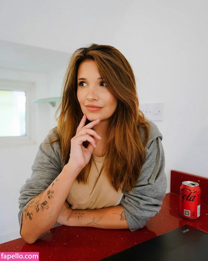 Cute Kami Onlyfans Photo Gallery 