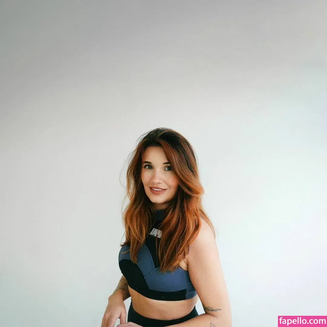 Cute Kami Onlyfans Photo Gallery 