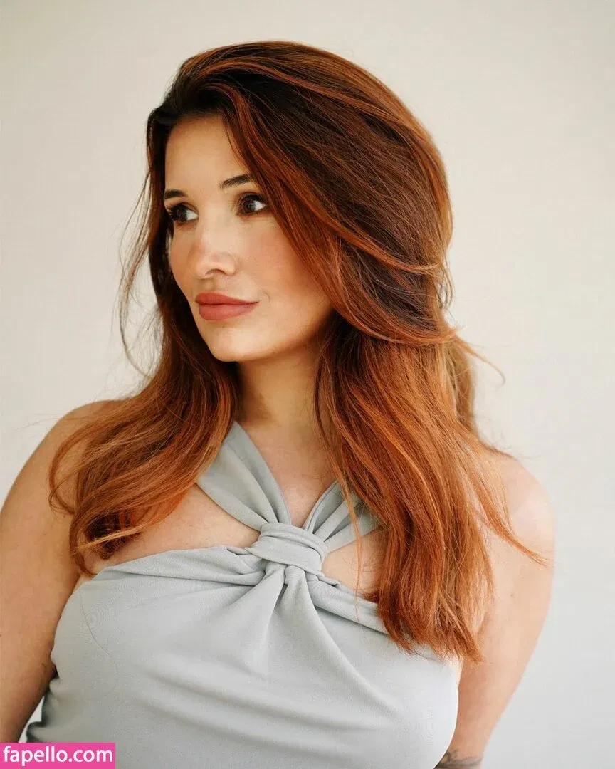 Cute Kami Onlyfans Photo Gallery 