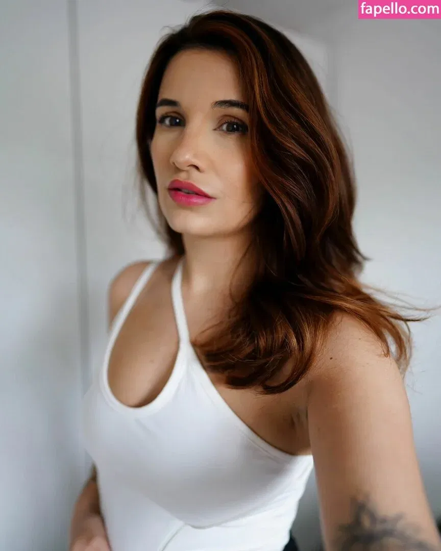 Cute Kami Onlyfans Photo Gallery 