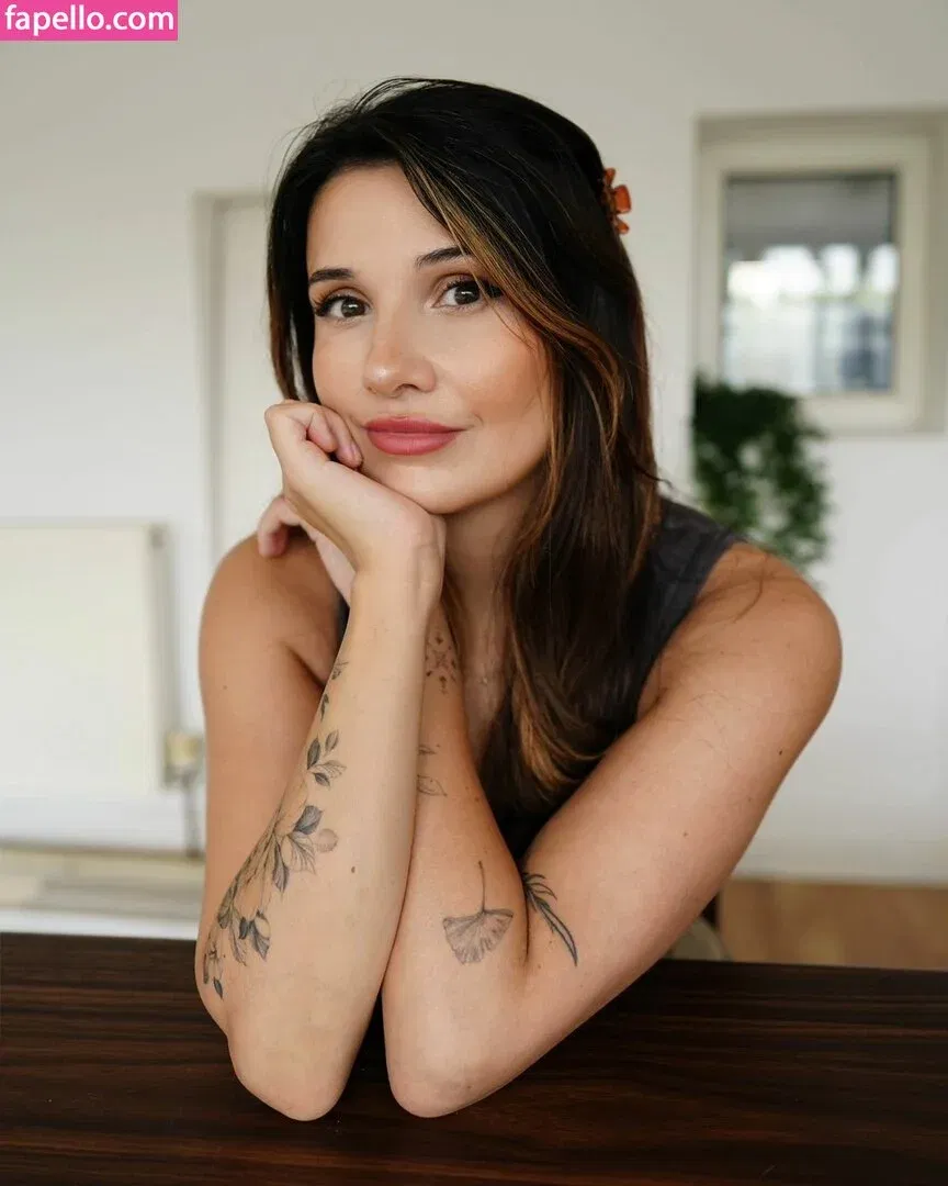 Cute Kami Onlyfans Photo Gallery 