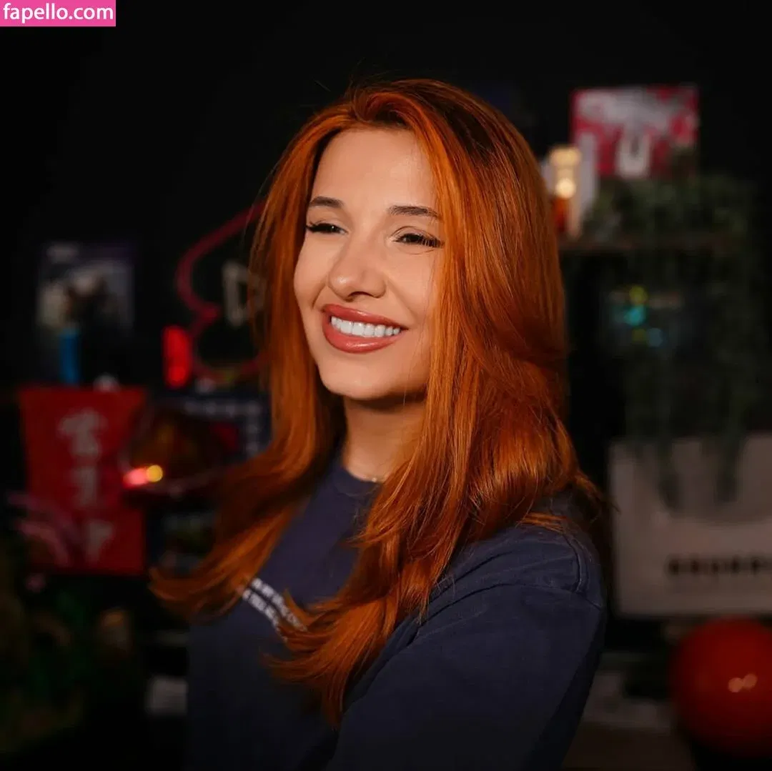 Cute Kami Onlyfans Photo Gallery 