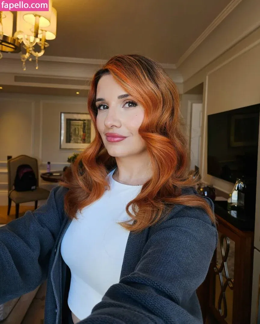 Cute Kami Onlyfans Photo Gallery 