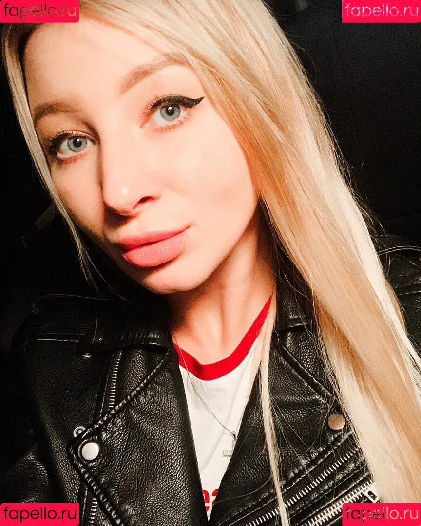 Bronnica Onlyfans Photo Gallery 