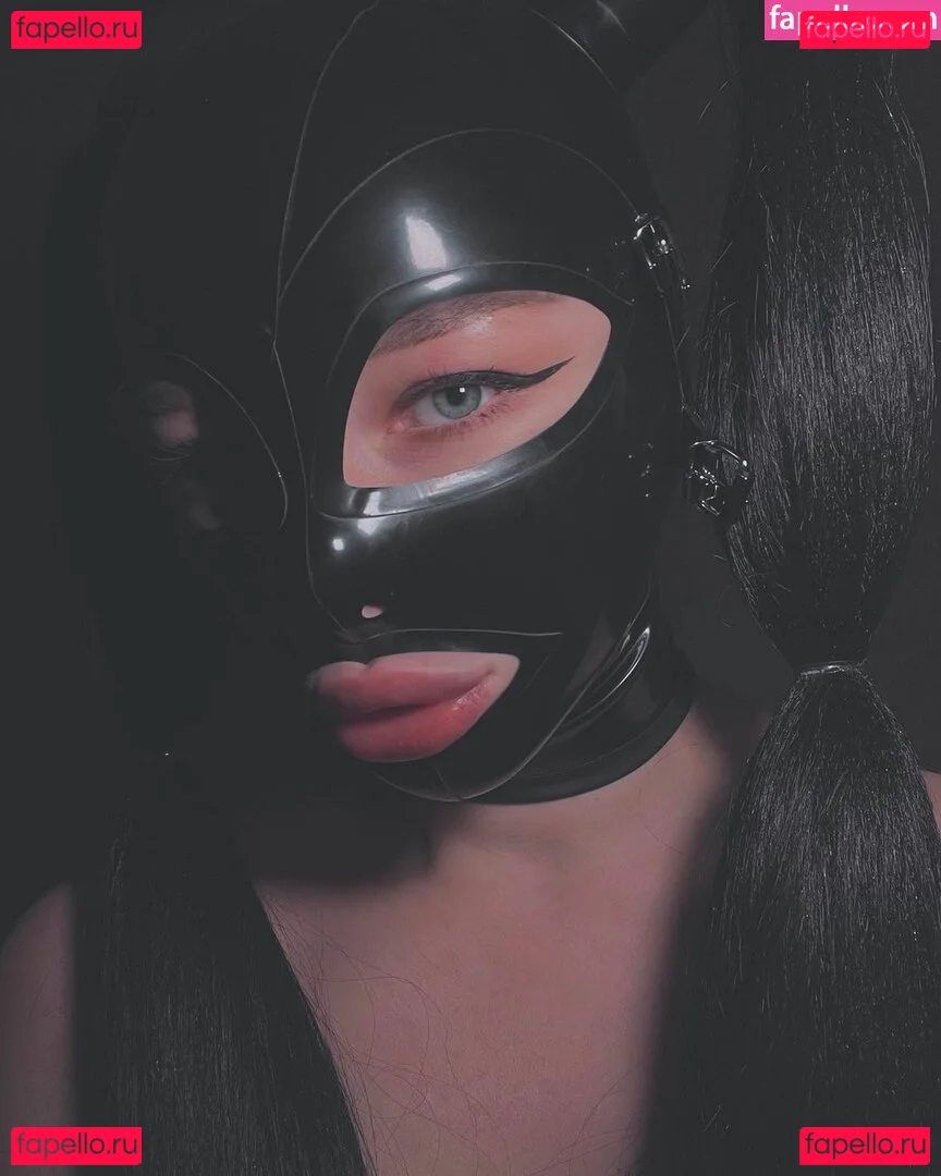 Bronnica Onlyfans Photo Gallery 