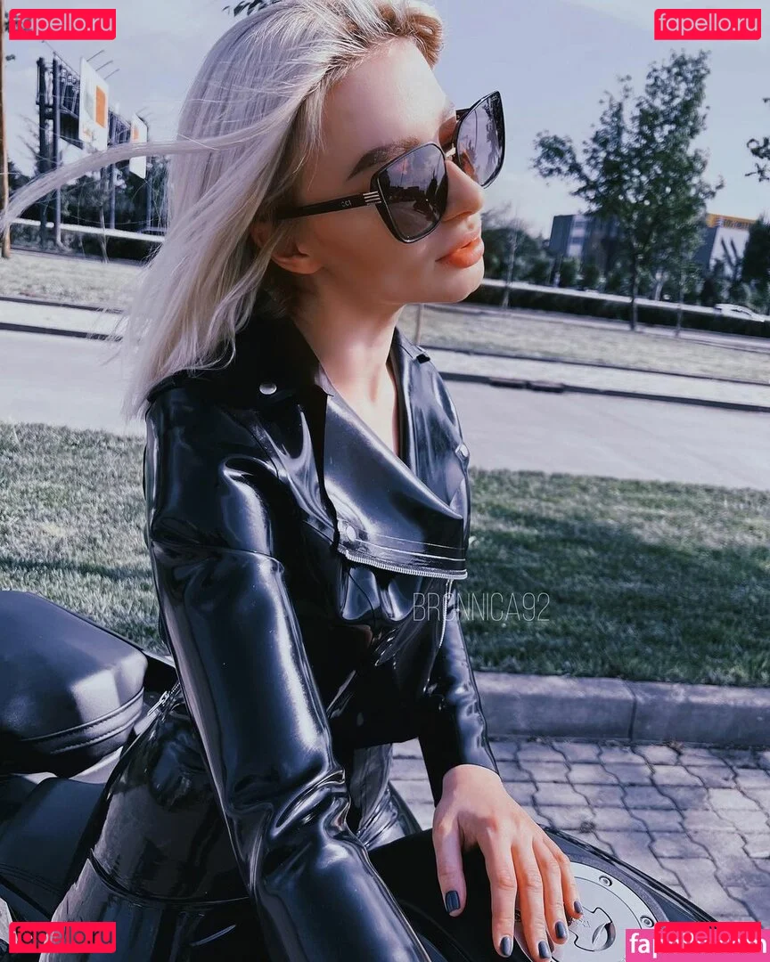 Bronnica Onlyfans Photo Gallery 