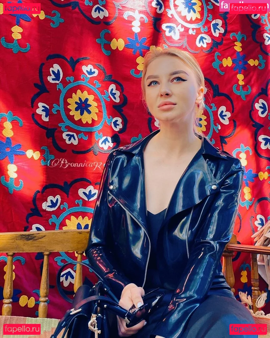 Bronnica Onlyfans Photo Gallery 