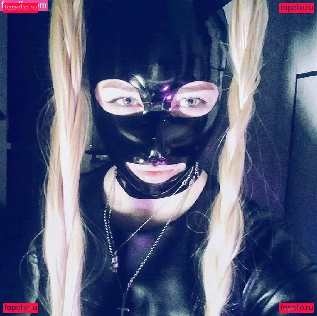 Bronnica Onlyfans Photo Gallery 