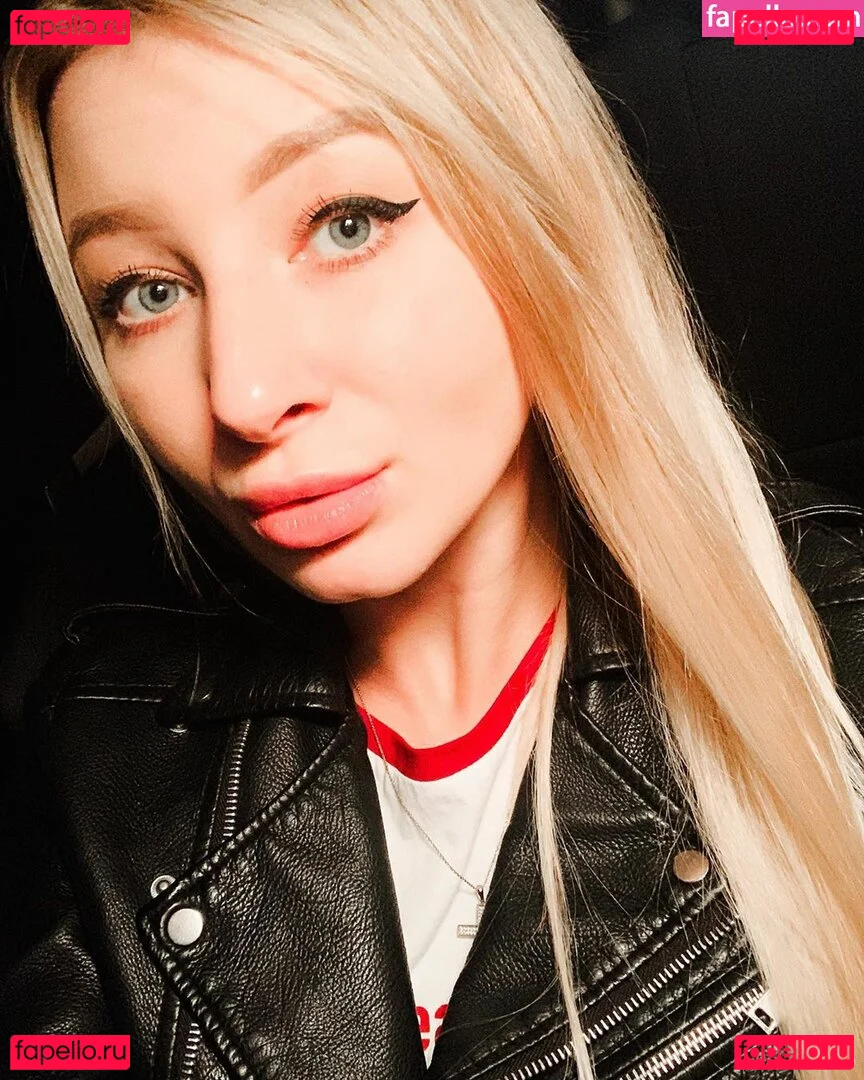 Bronnica Onlyfans Photo Gallery 