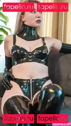 Bronnica Onlyfans Photo Gallery 