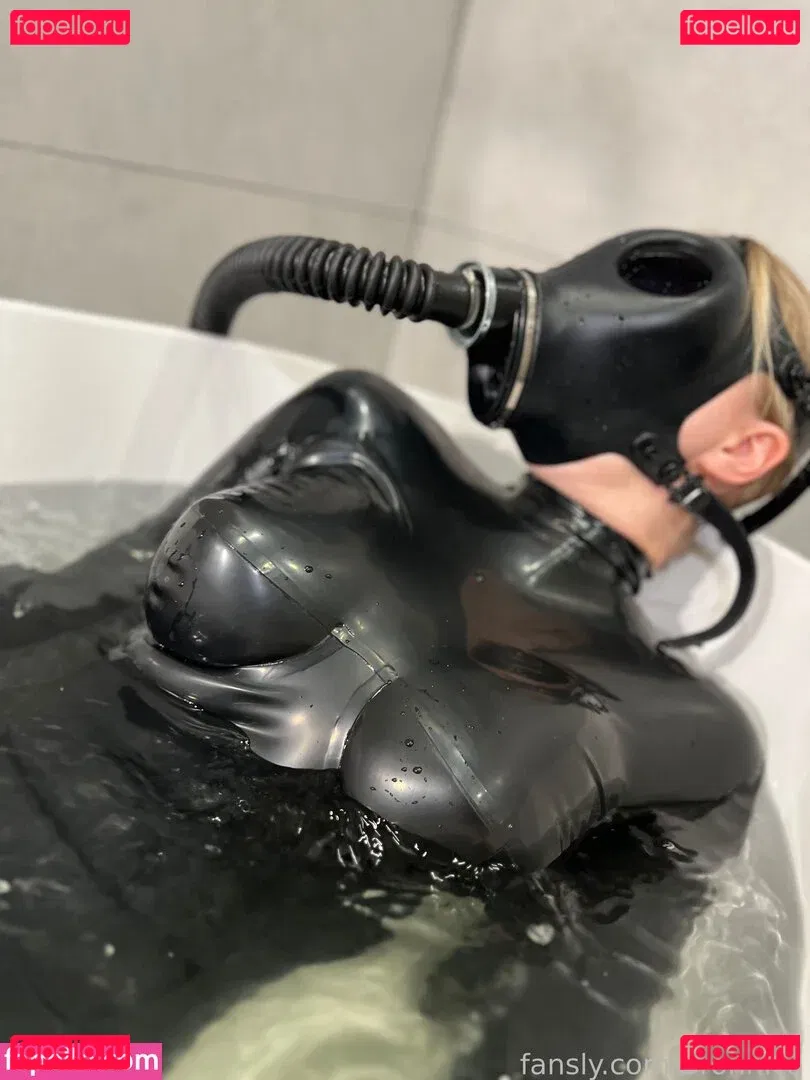 Bronnica Onlyfans Photo Gallery 