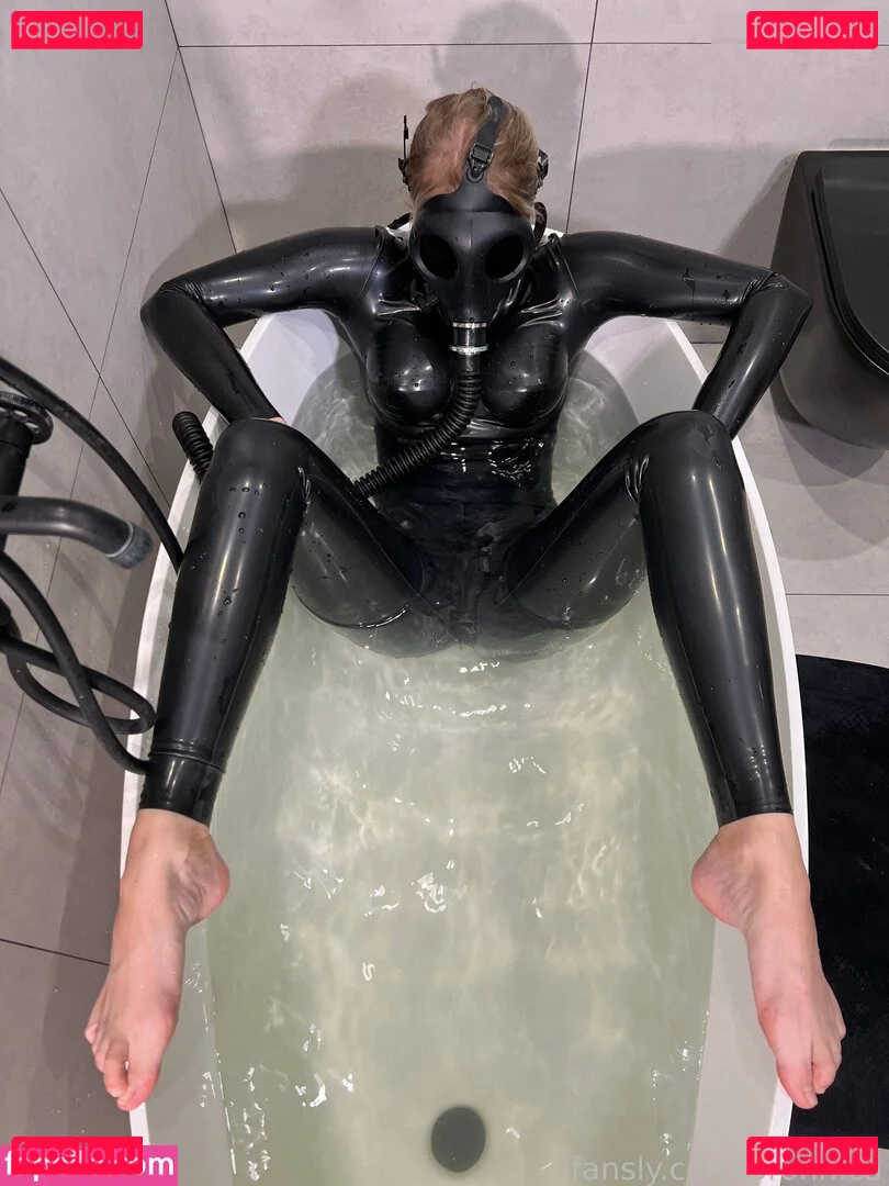 Bronnica Onlyfans Photo Gallery 