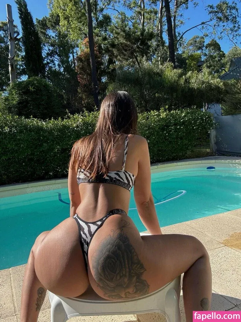 jjuliivargass Onlyfans Photo Gallery 