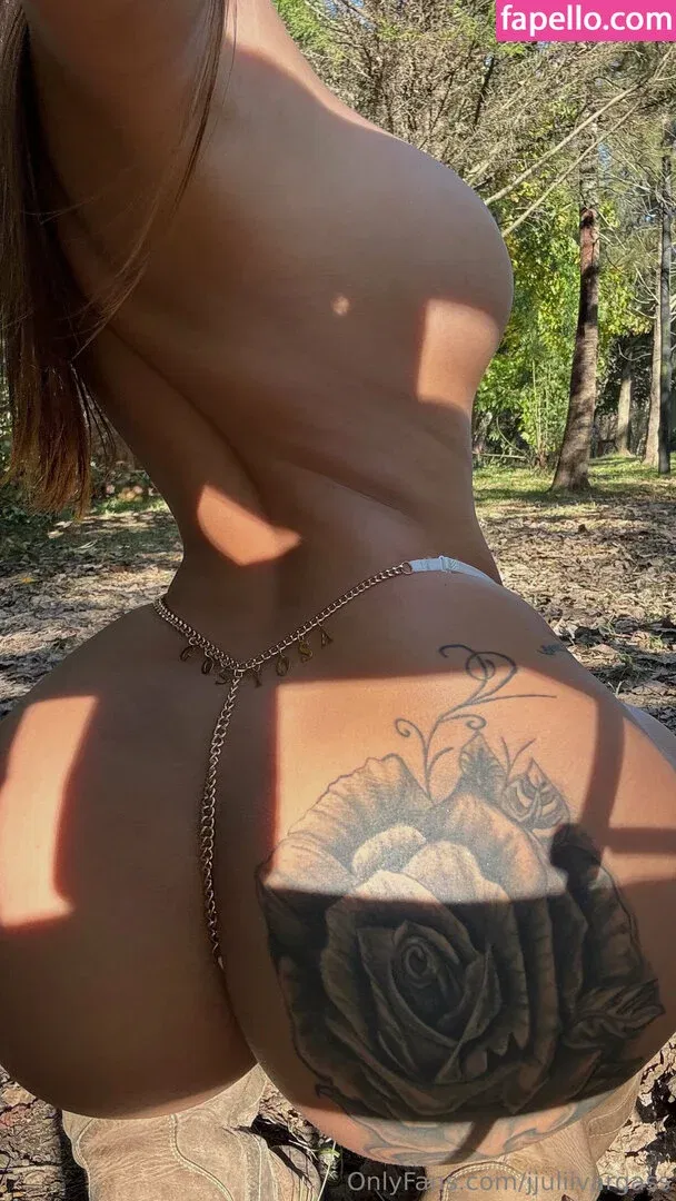 jjuliivargass Onlyfans Photo Gallery 
