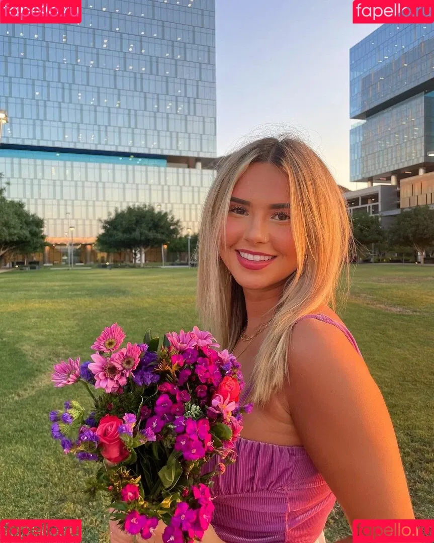 Heather Onlyfans Photo Gallery 
