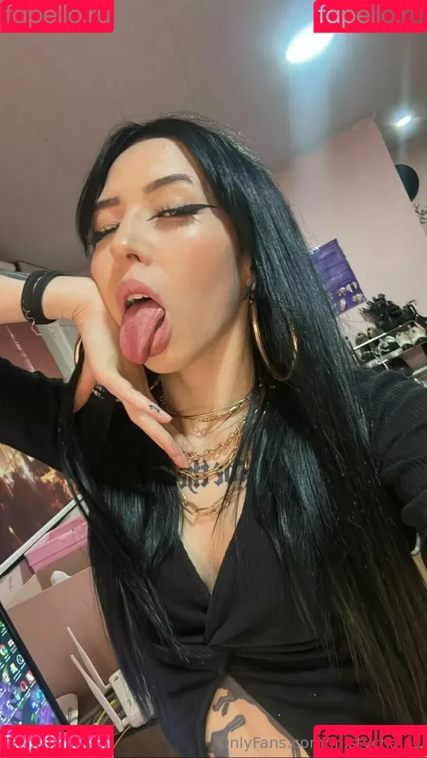mistychains Onlyfans Photo Gallery 