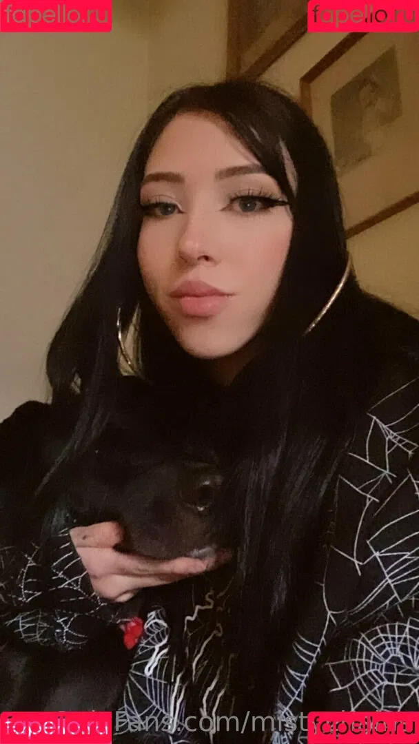 mistychains Onlyfans Photo Gallery 