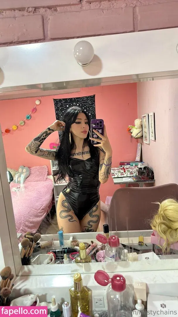 mistychains Onlyfans Photo Gallery 