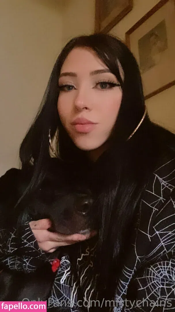 mistychains Onlyfans Photo Gallery 