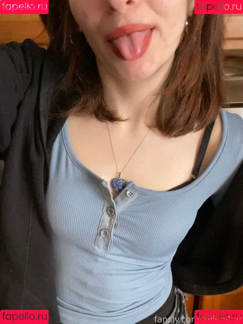 avieb4by Onlyfans Photo Gallery 