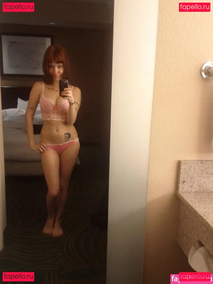 Rax King Onlyfans Photo Gallery 