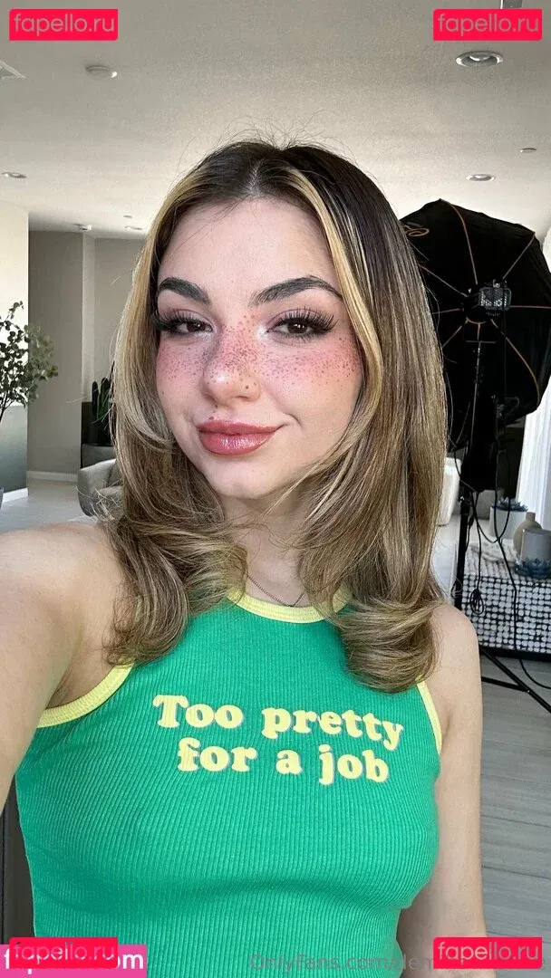 demihawksfree Onlyfans Photo Gallery 