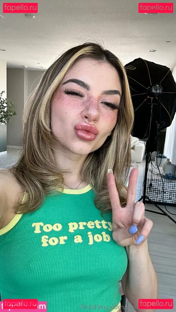 demihawksfree Onlyfans Photo Gallery 