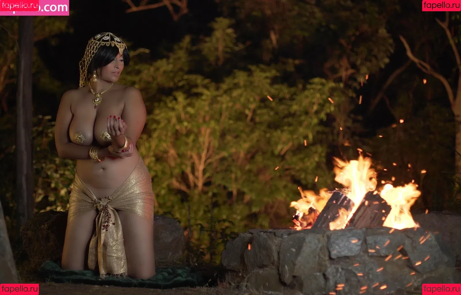 Aiysha Saagar Onlyfans Photo Gallery 