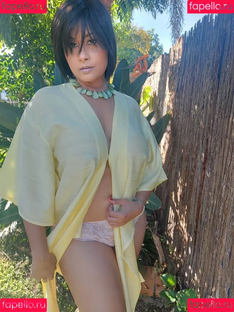Aiysha Saagar Onlyfans Photo Gallery 