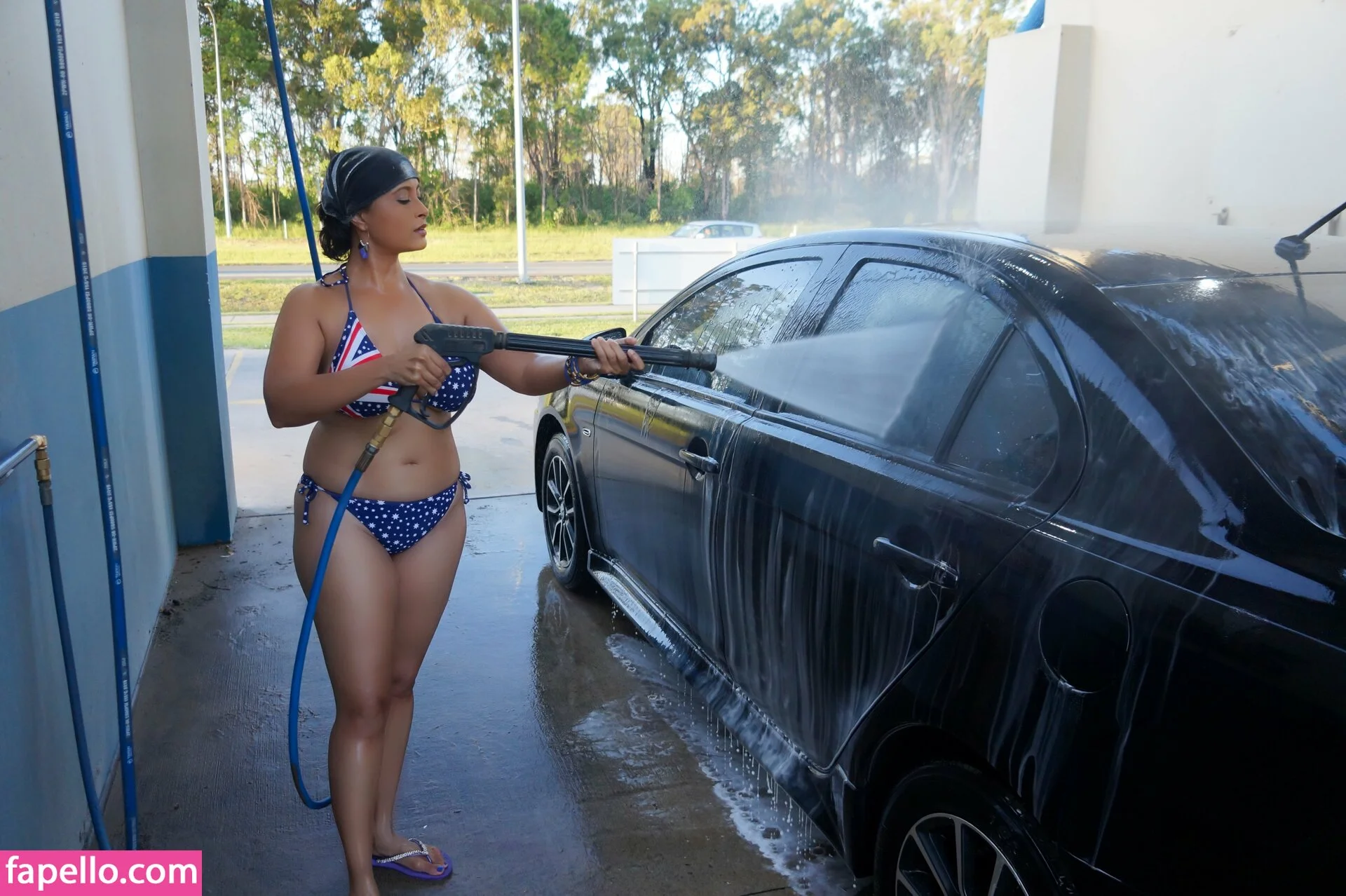 Aiysha Saagar Onlyfans Photo Gallery 