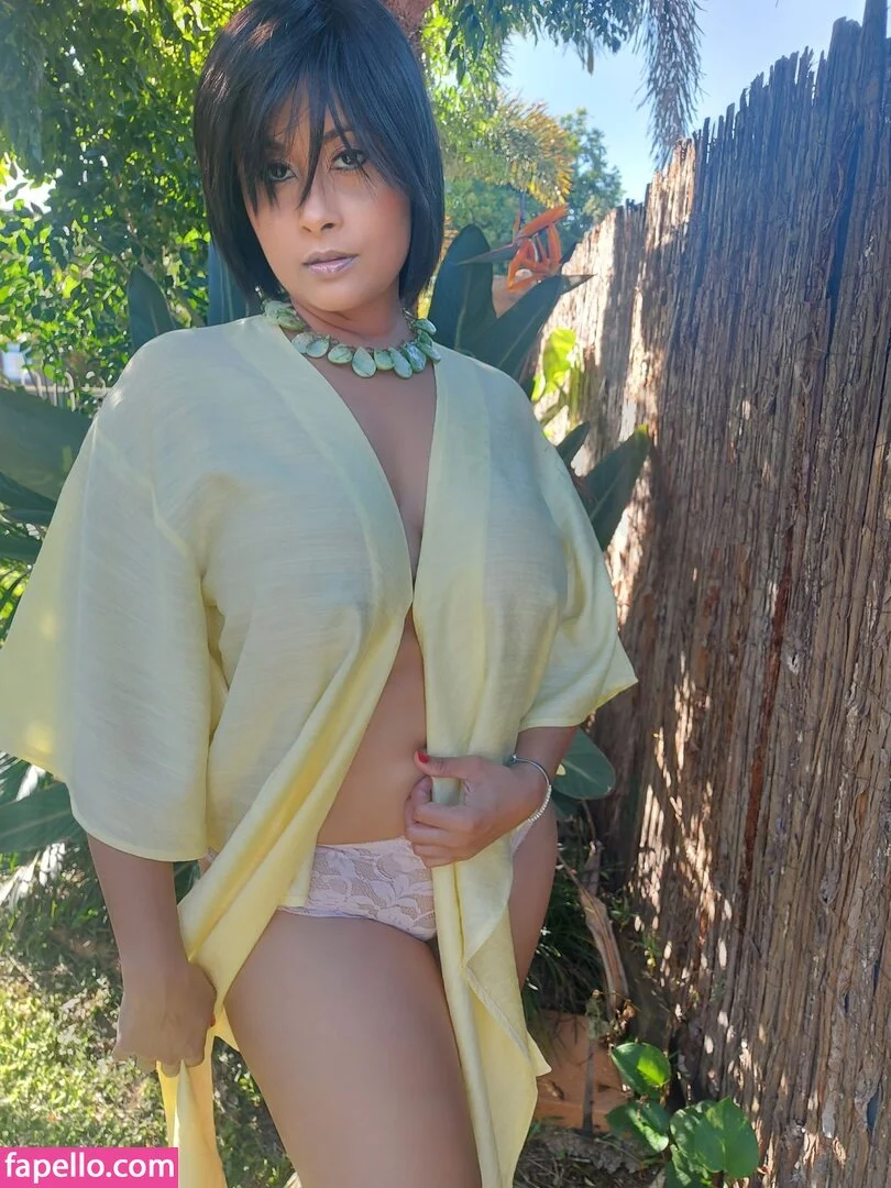 Aiysha Saagar Onlyfans Photo Gallery 