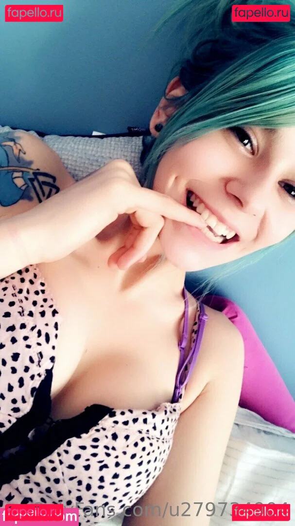 noe_waymefree240399 Onlyfans Photo Gallery 