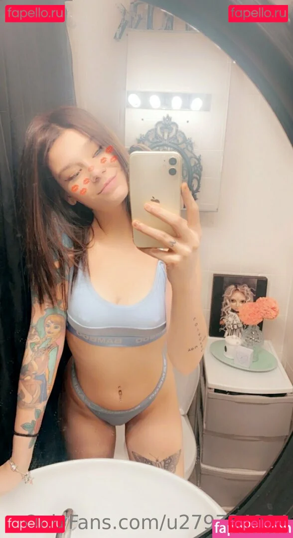 noe_waymefree240399 Onlyfans Photo Gallery 