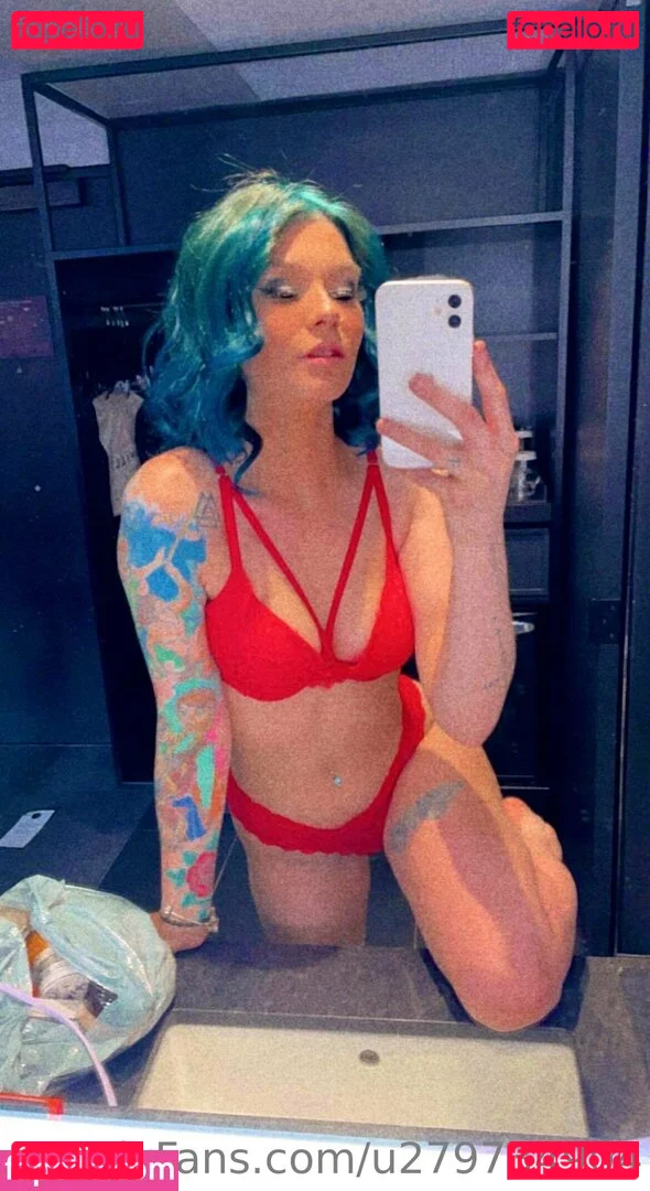 noe_waymefree240399 Onlyfans Photo Gallery 