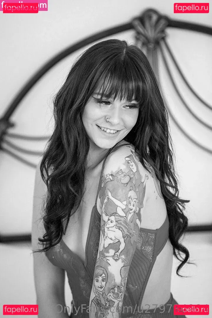 noe_waymefree240399 Onlyfans Photo Gallery 