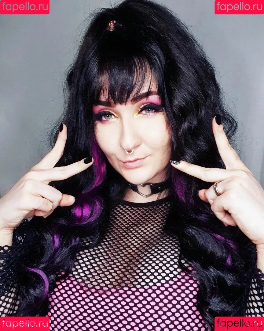 Zuzu Cosplay Onlyfans Photo Gallery 