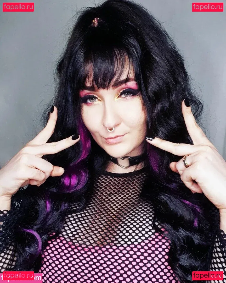 Zuzu Cosplay Onlyfans Photo Gallery 