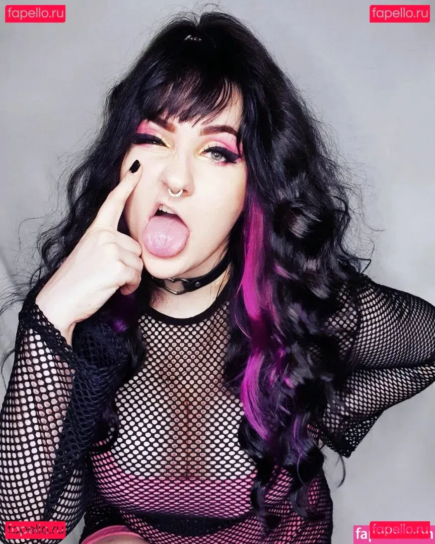 Zuzu Cosplay Onlyfans Photo Gallery 