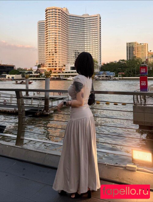 b.saya Onlyfans Photo Gallery 