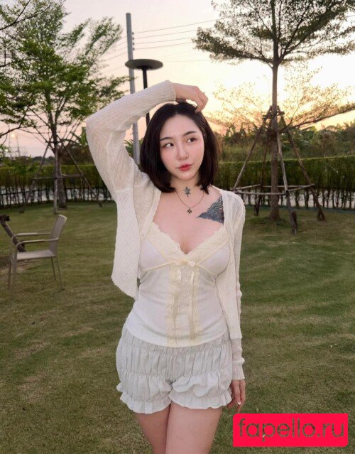 b.saya Onlyfans Photo Gallery 