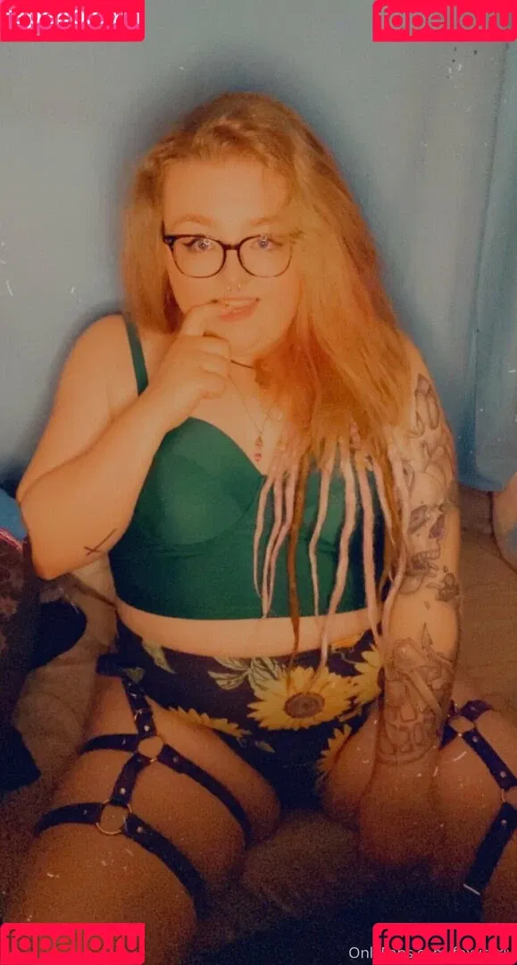 foxycarly Onlyfans Photo Gallery 