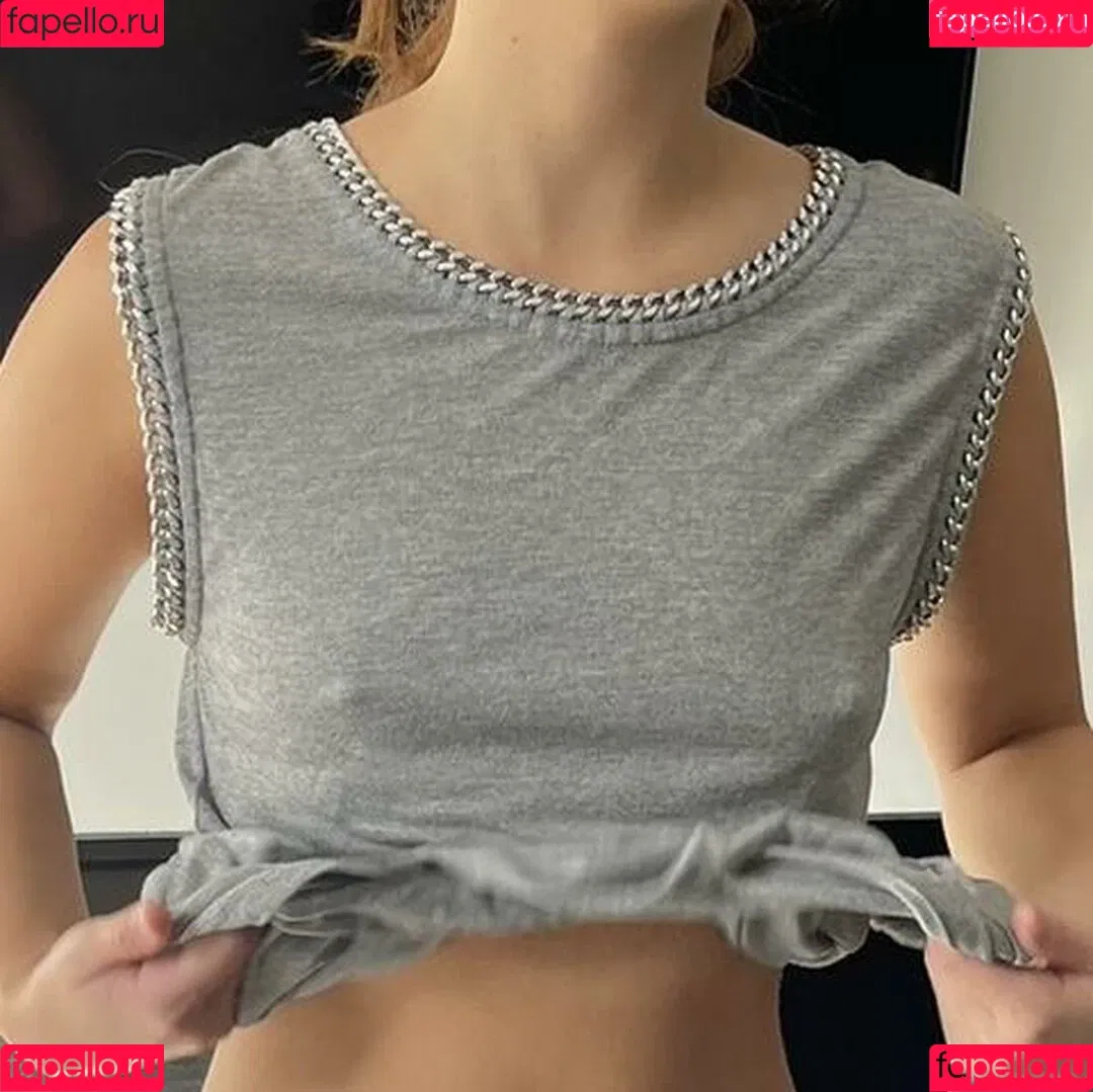 Nadia Goh Onlyfans Photo Gallery 