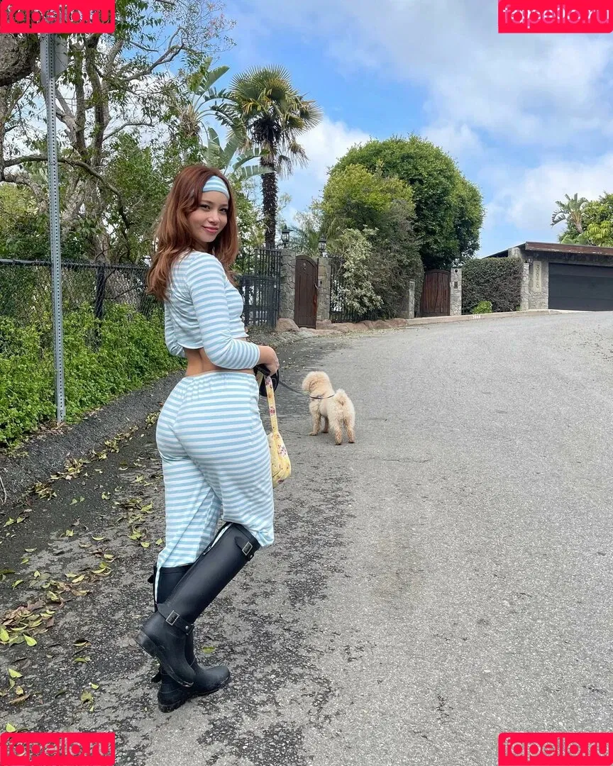Nadia Goh Onlyfans Photo Gallery 