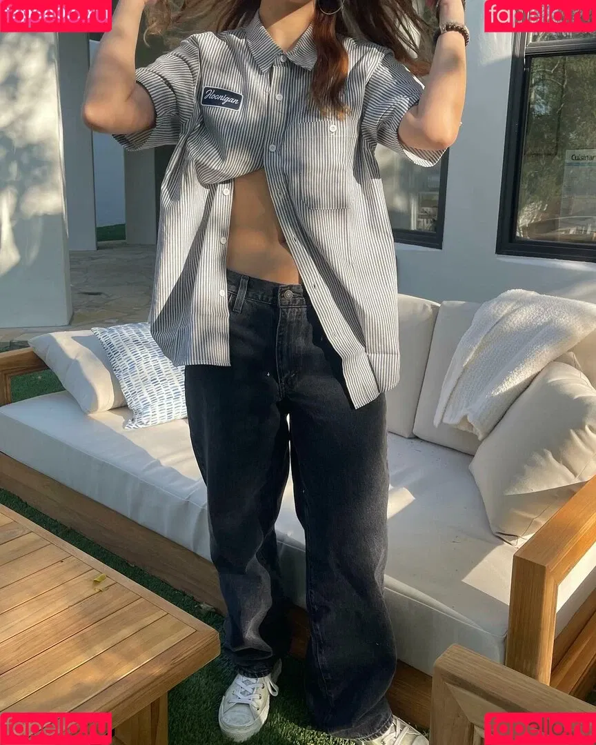 Nadia Goh Onlyfans Photo Gallery 