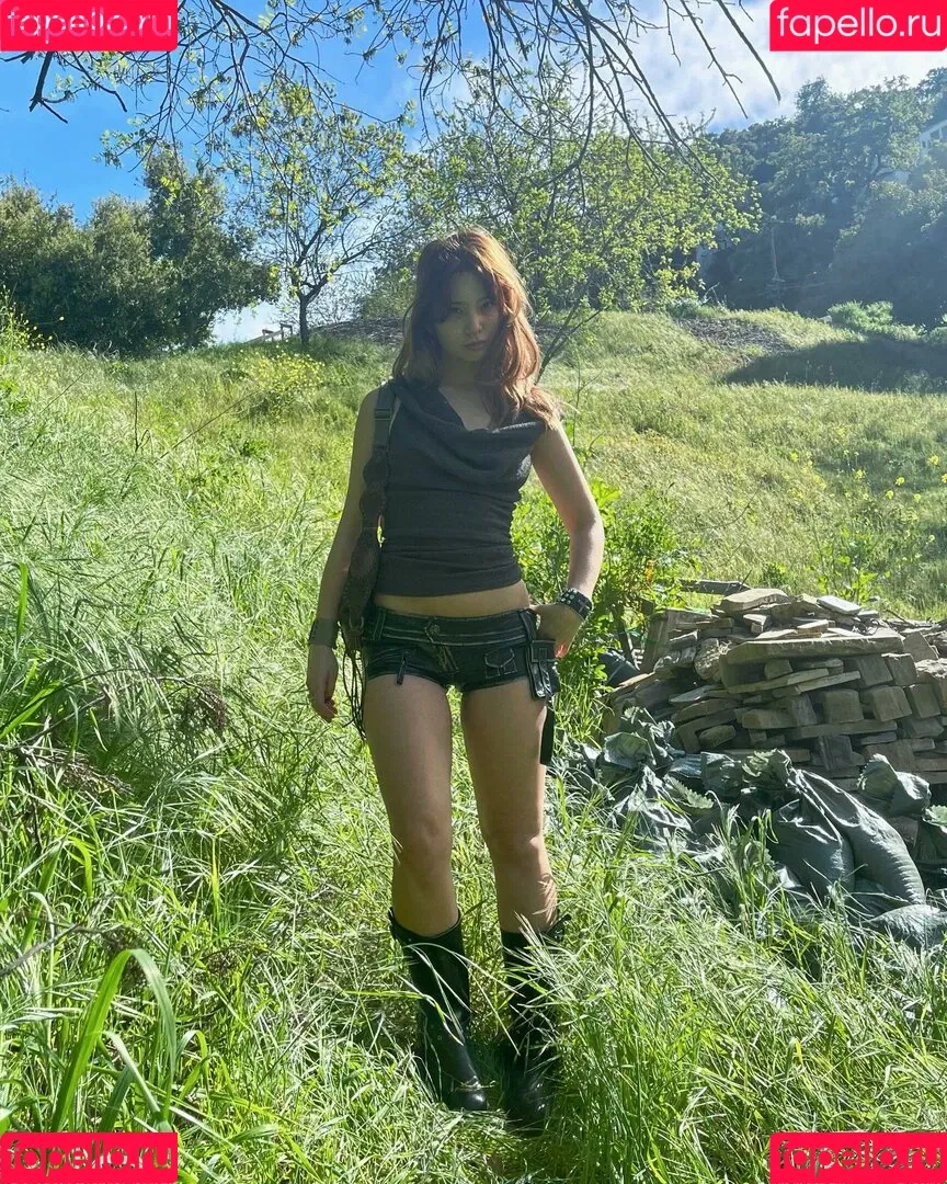 Nadia Goh Onlyfans Photo Gallery 