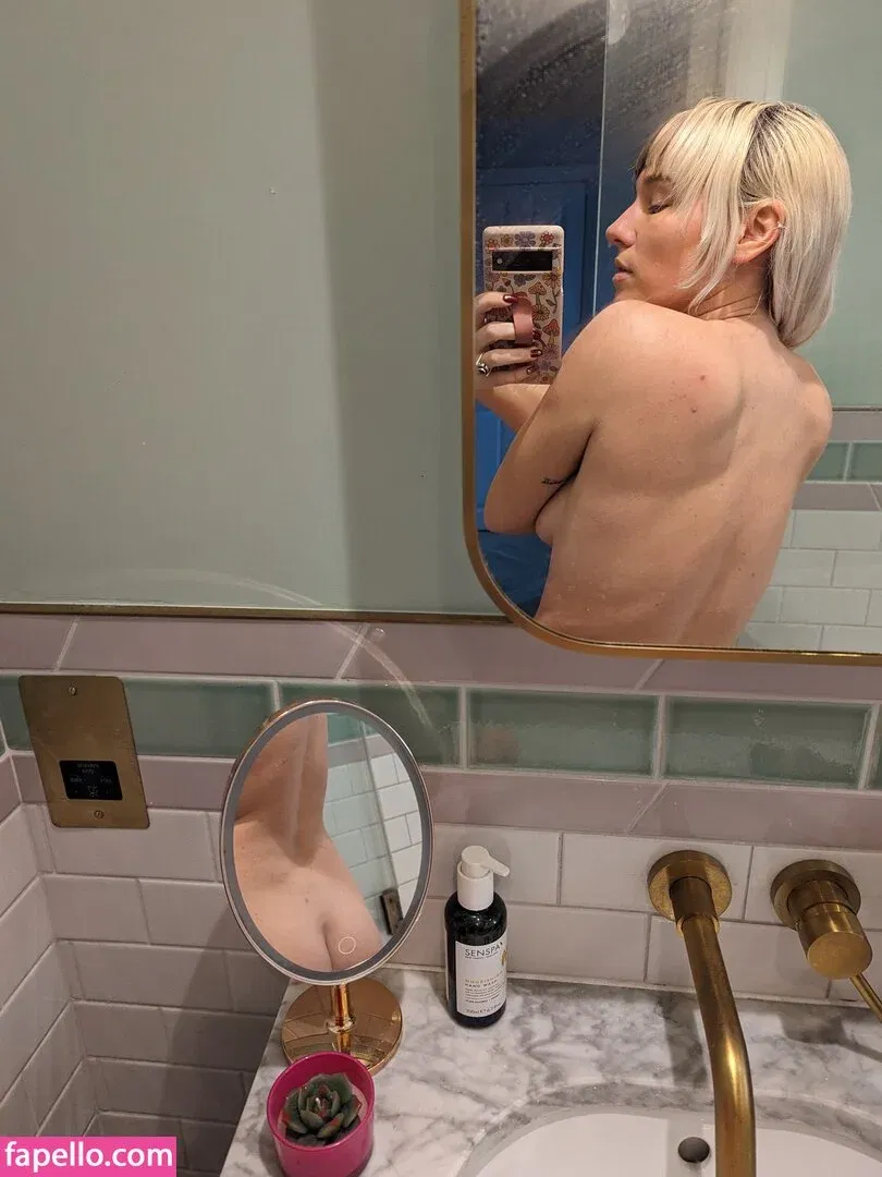 Reed Amber Onlyfans Photo Gallery 