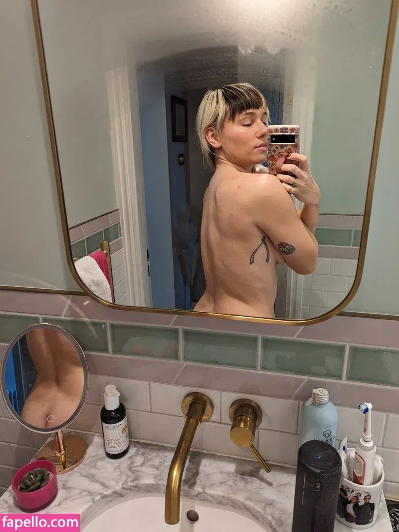 Reed Amber Onlyfans Photo Gallery 